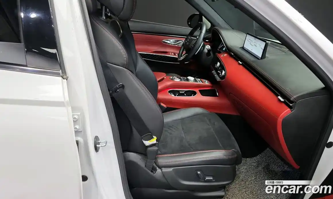 Genesis GV70 2022 2.5 Автомат в Москве № 25431, фото 9