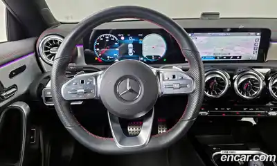 Mercedes-Benz CLA-Class 2023 2.0 Автомат в Москве № 262411, миниатюра 2