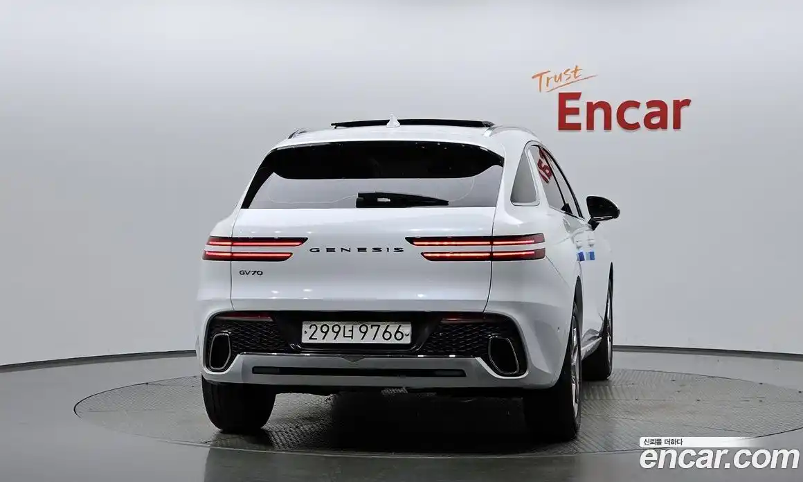 Genesis GV70 2023 2.5 Автомат в Москве № 27449, фото 3