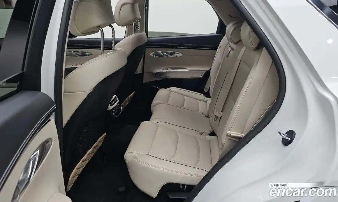 Genesis GV70 2023 2.5 Автомат в Москве № 27449, фото 10