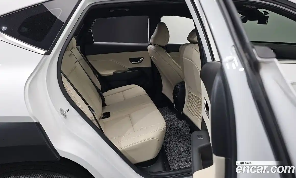 Hyundai Kona 2024 1.6 Автомат в Москве № 283390, фото 8