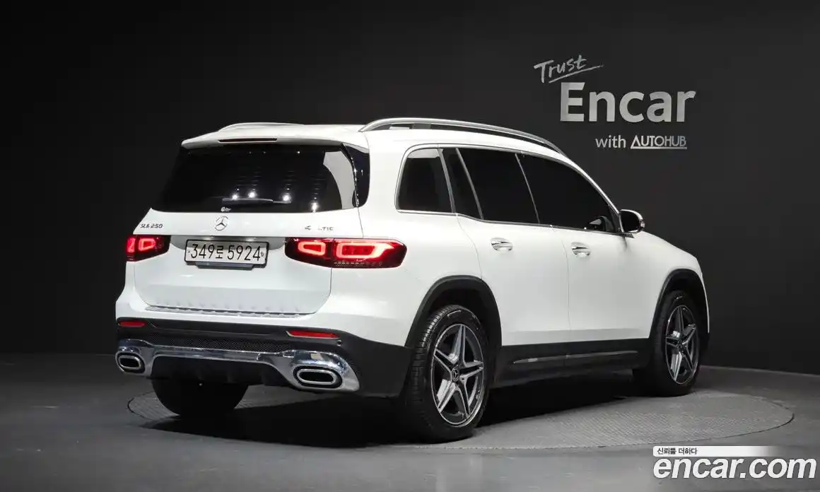 Mercedes-Benz GLB-Class 2020 2.0 Автомат в Москве № 292126, фото 11