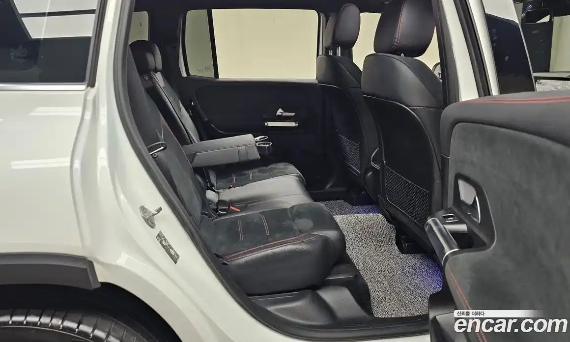 Mercedes-Benz GLB-Class 2020 2.0 Автомат в Москве № 292126, фото 4