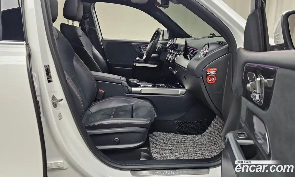 Mercedes-Benz GLB-Class 2020 2.0 Автомат в Москве № 292126, фото 8