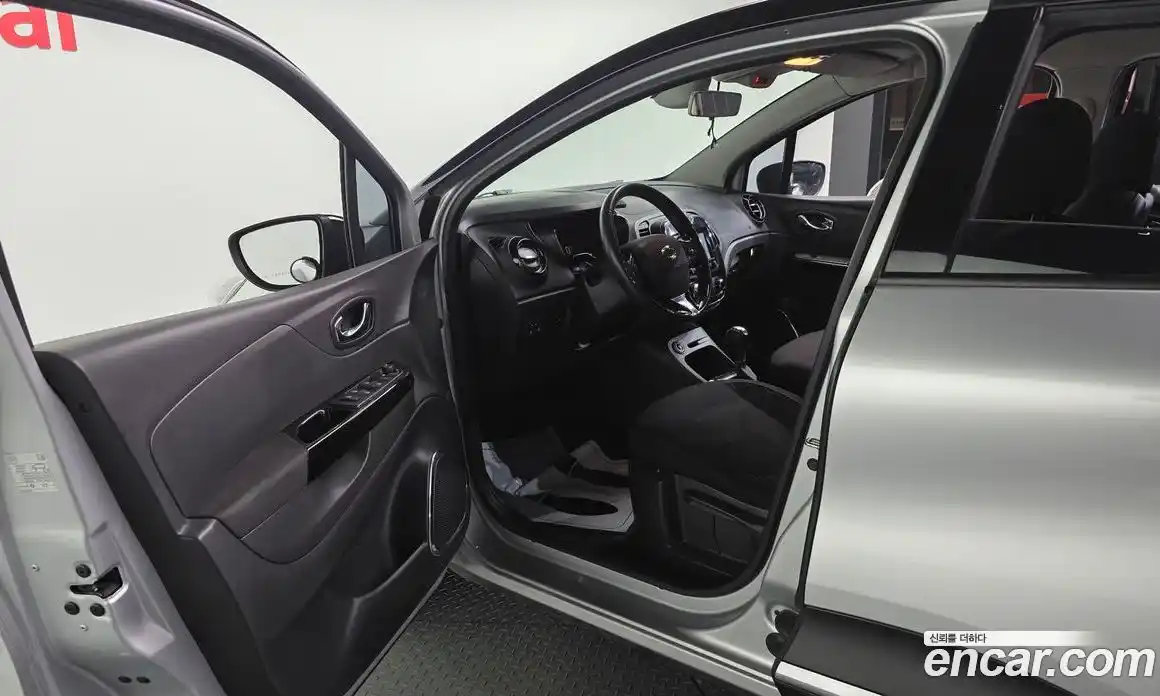 Renault QM3 2014 1.5 Автомат в Москве № 301226, фото 11