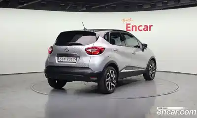 Renault QM3 2014 1.5 Автомат в Москве № 301226, миниатюра 2