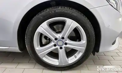 Mercedes-Benz E-Class 2017 2.0 Автомат в Москве № 309899, миниатюра 3