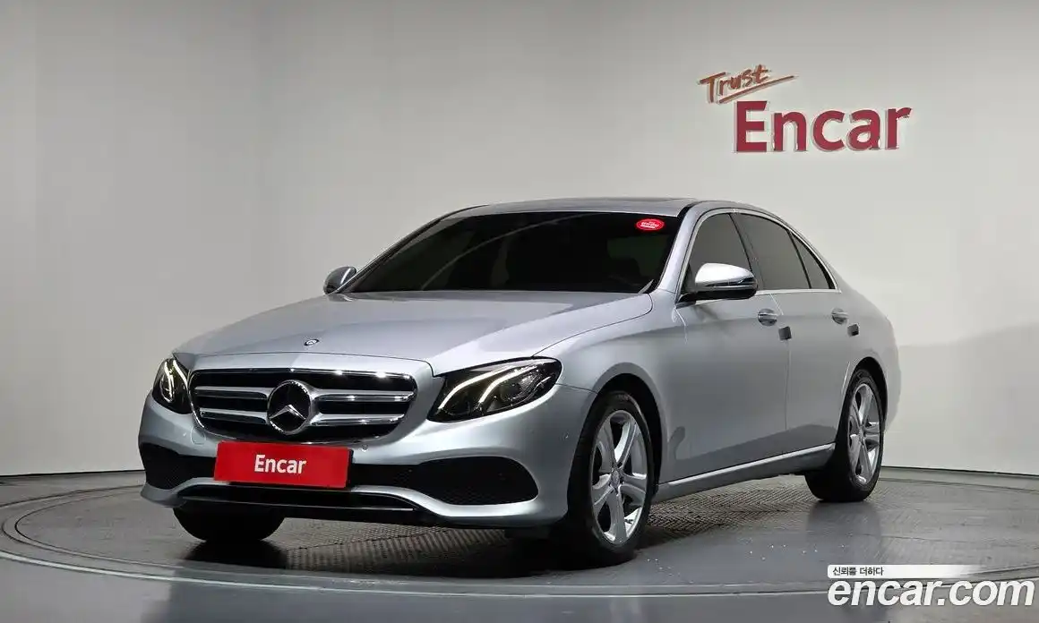 Mercedes-Benz E-Class 2017 2.0 Автомат в Москве № 309899, фото 5