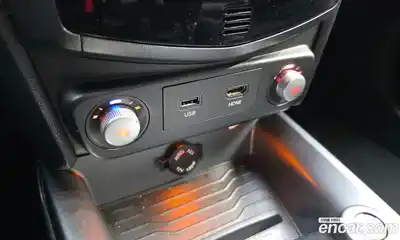 SsangYong TIBOLI 2018 1.6 Автомат в Москве № 31132, миниатюра 3