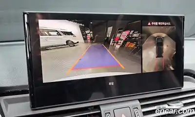 Audi Q5 2023 2.0 Автомат в Москве № 311796, миниатюра 5