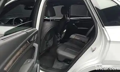 Audi Q5 2023 2.0 Автомат в Москве № 311796, миниатюра 9