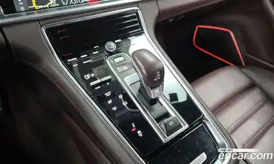 Porsche Panamera 2018 3.0 Автомат в Москве № 326993, миниатюра 11