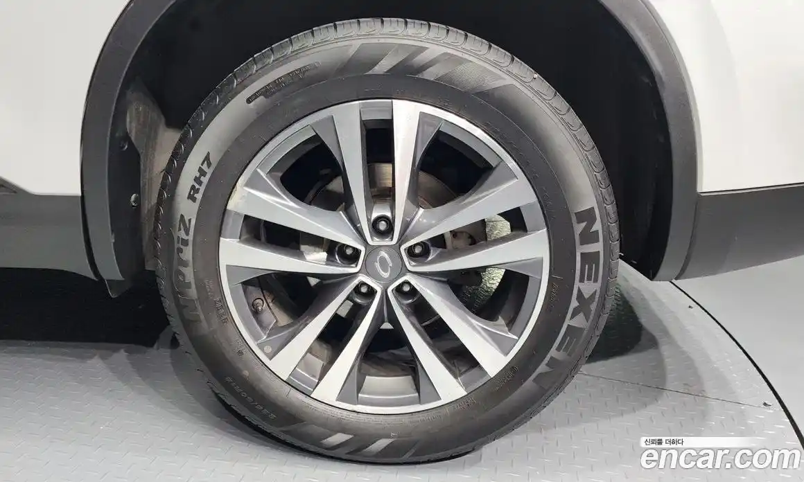 Renault QM6 2017 2.0 Автомат в Москве № 334014, фото 14