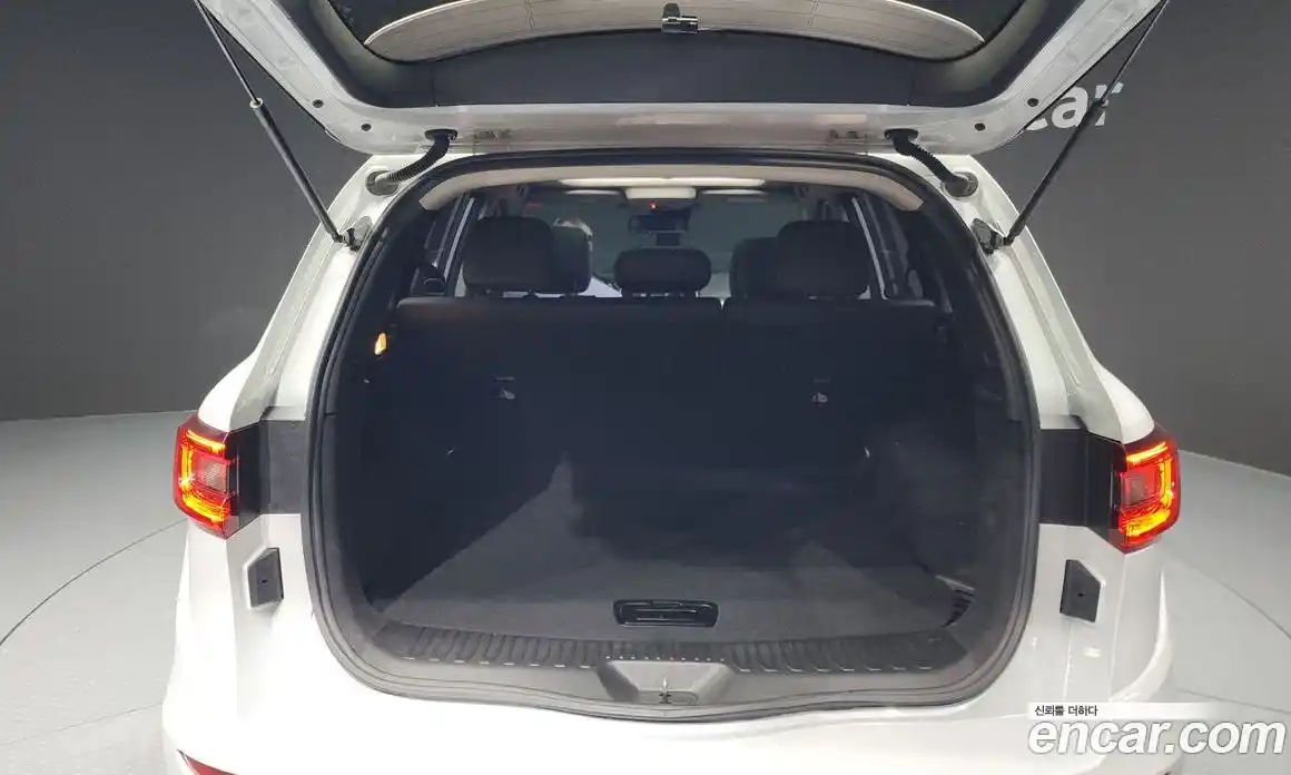 Renault QM6 2017 2.0 Автомат в Москве № 334014, фото 15