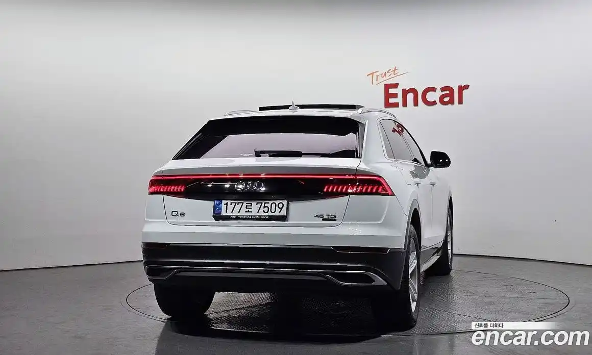 Audi Q8 2023 3.0 Автомат в Москве № 343513, фото 6