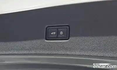 Audi Q8 2023 3.0 Автомат в Москве № 343513, миниатюра 10