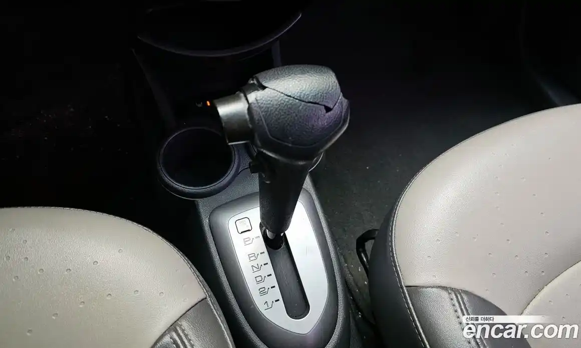 Chevrolet Spark 2012 1.0 Автомат в Москве № 37220, фото 13