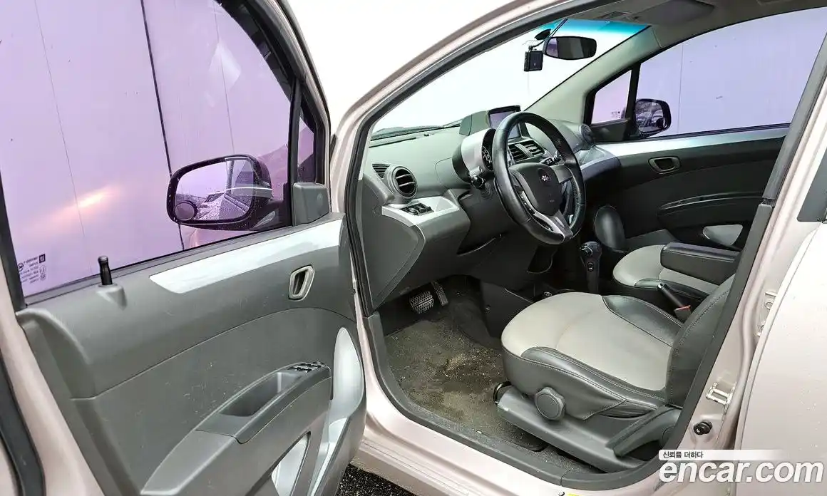 Chevrolet Spark 2012 1.0 Автомат в Москве № 37220, фото 20