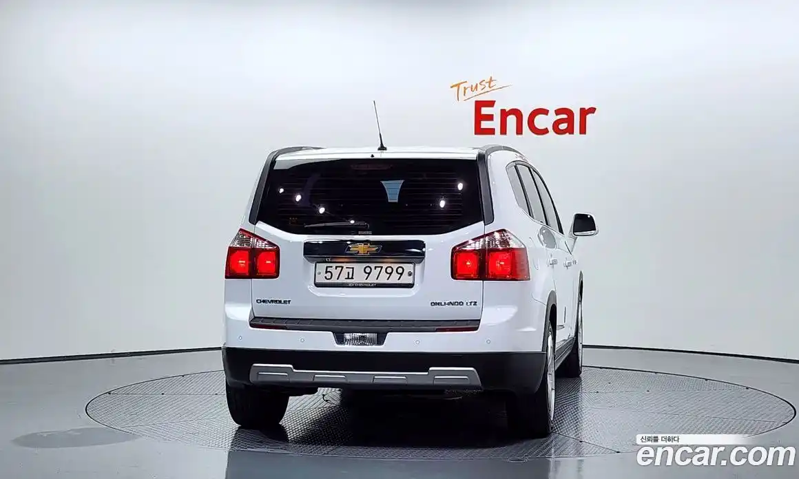 Chevrolet Orlando 2013 2.0 Автомат в Москве № 40521, фото 2