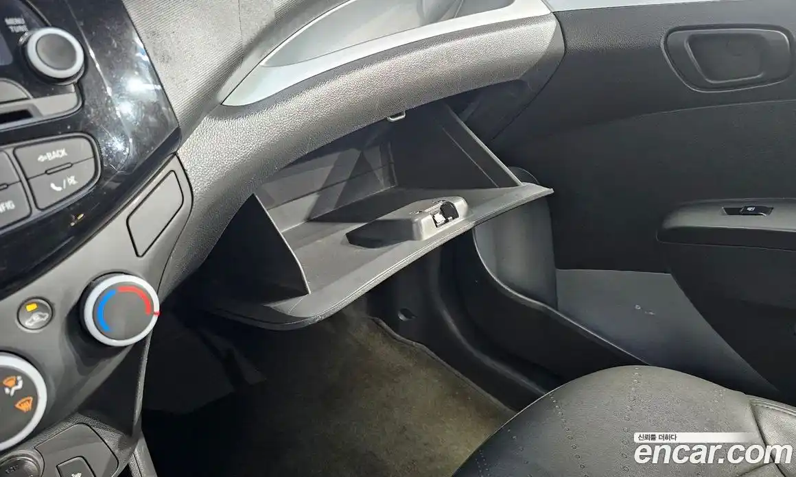 Chevrolet Spark 2013 1.0 Автомат в Москве № 42175, фото 3