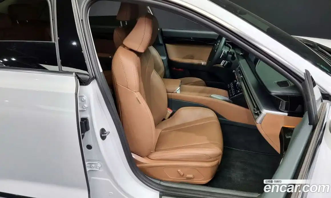 Hyundai Grandeur 2024 1.6 Автомат в Москве № 49168, фото 5