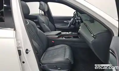 Genesis GV70 2023 2.5 Автомат в Москве № 57165, миниатюра 3