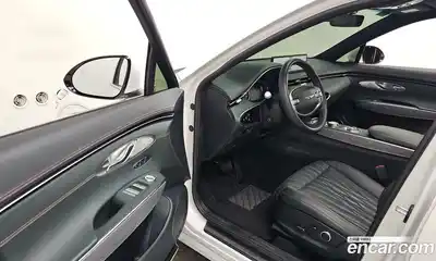 Genesis GV70 2023 2.5 Автомат в Москве № 57165, миниатюра 6