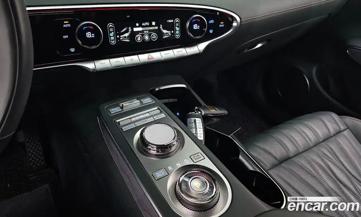 Genesis GV70 2023 2.5 Автомат в Москве № 57165, фото 9