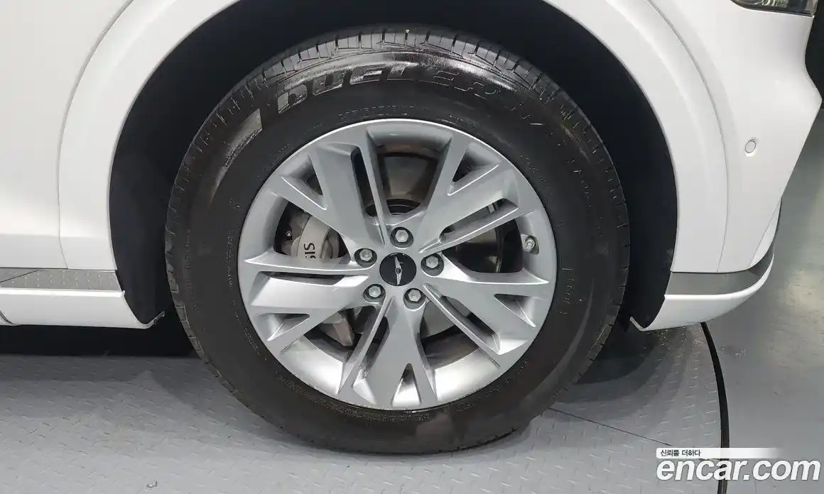 Genesis GV70 2025 2.5 Автомат в Москве № 57435, фото 8