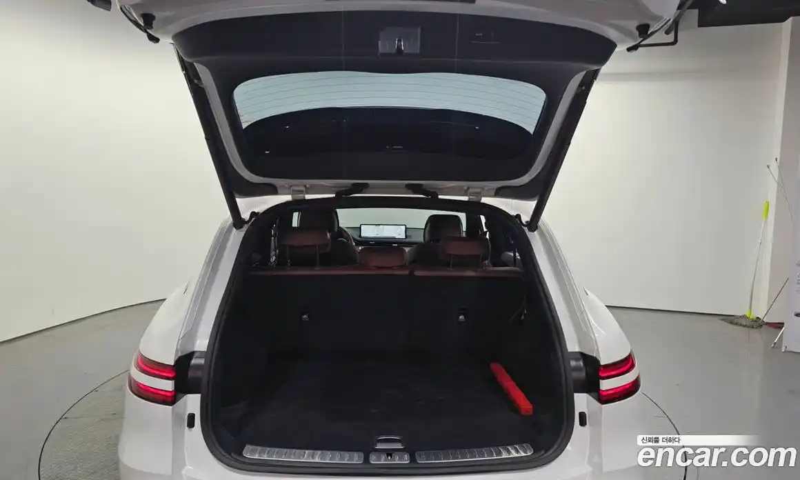 Genesis GV70 2023 2.5 Автомат в Москве № 57885, фото 14