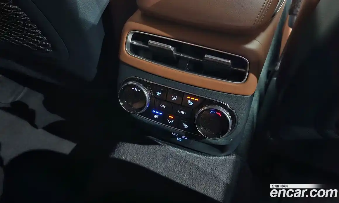 Genesis GV70 2023 2.5 Автомат в Москве № 57885, фото 3