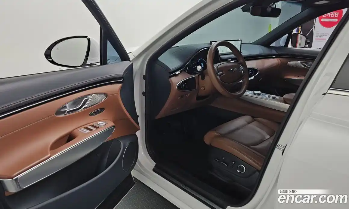 Genesis GV70 2023 2.5 Автомат в Москве № 57885, фото 9