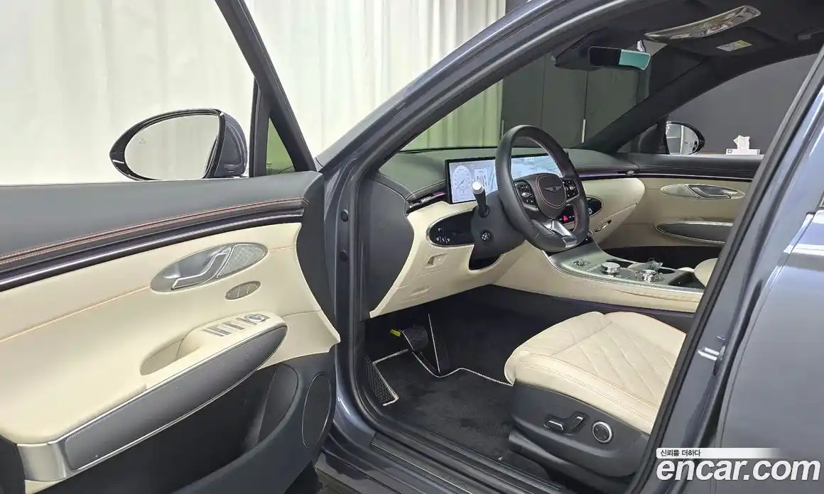 Genesis GV70 2025 2.5 Автомат в Москве № 58908, фото 16