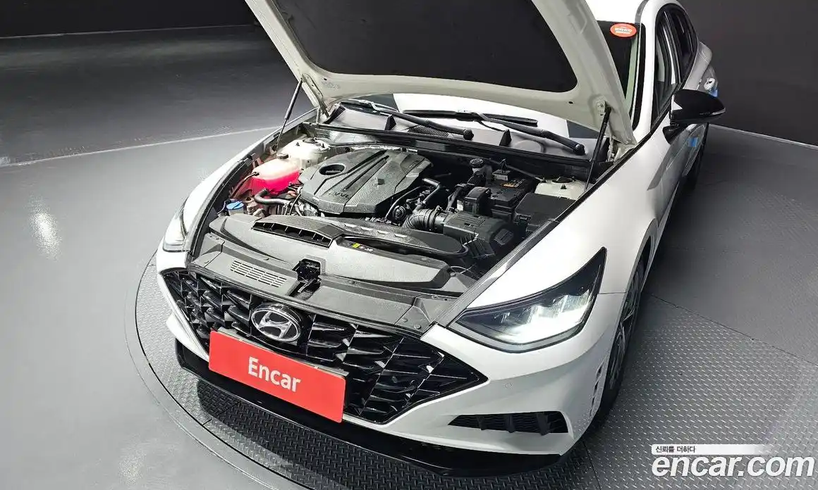 Hyundai Sonata 2022 2.0 Автомат в Москве № 5920, фото 19