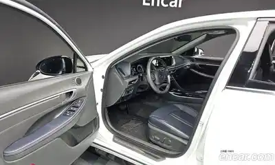 Hyundai Sonata 2022 2.0 Автомат в Москве № 5920, миниатюра 8