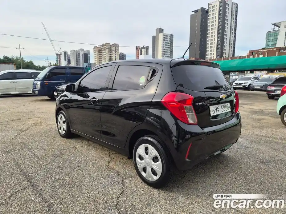 Chevrolet Spark 2017 1.0 Автомат в Москве № 97915, фото 14