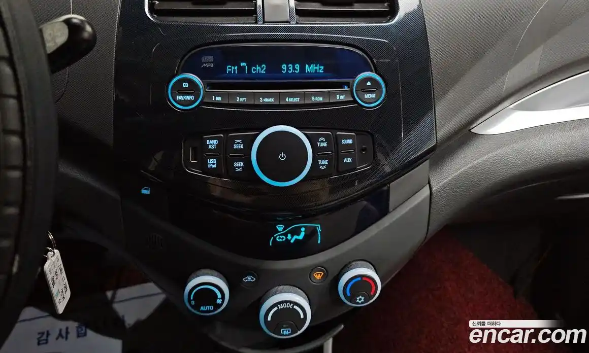 Chevrolet Spark 2012 1.0 Автомат в Москве № 103355, фото 12