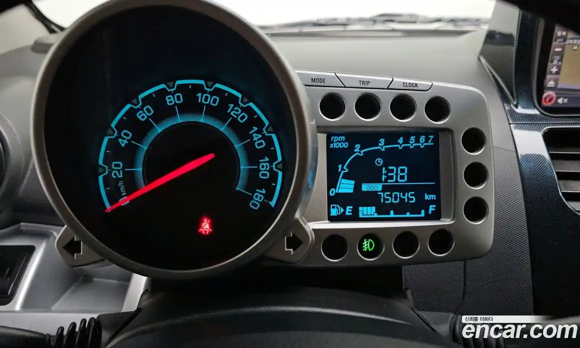 Chevrolet Spark 2012 1.0 Автомат в Москве № 103355, фото 4