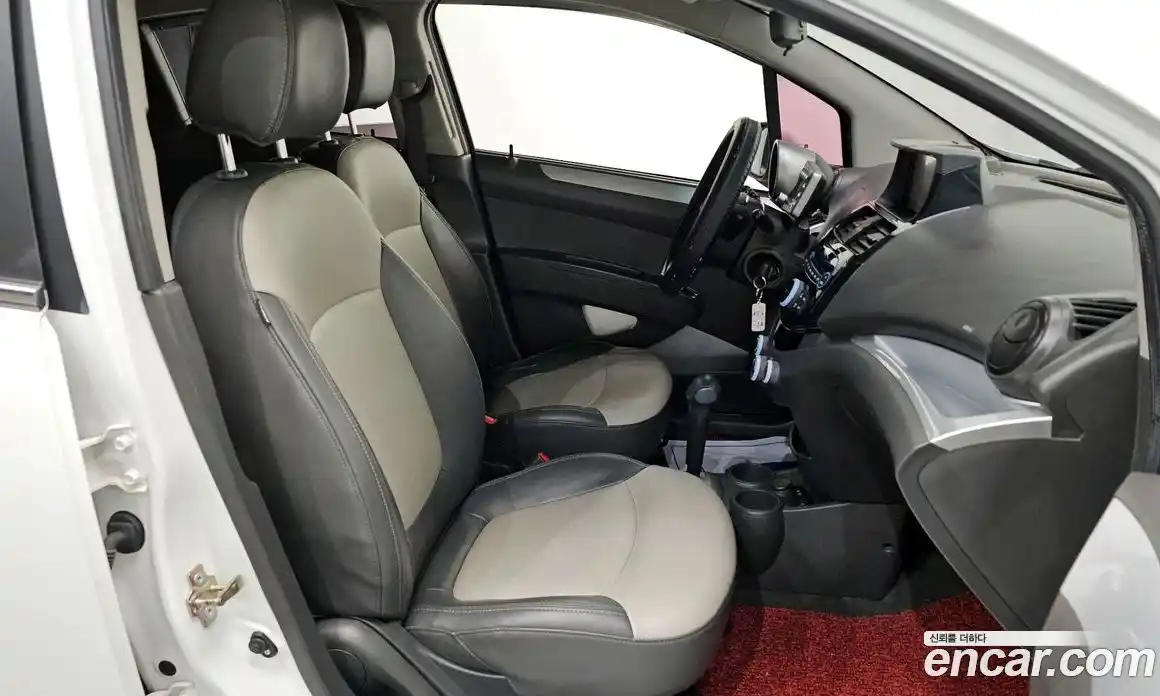 Chevrolet Spark 2012 1.0 Автомат в Москве № 103355, фото 8