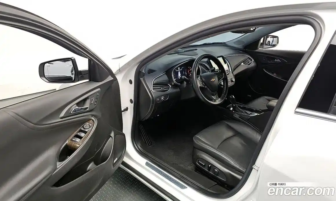 Chevrolet Malibu 2020 2.0 Автомат в Москве № 103556, фото 4