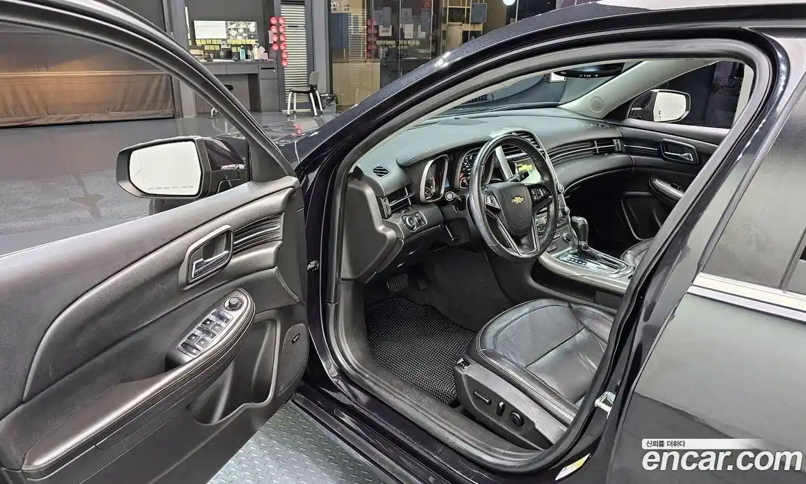 Chevrolet Malibu 2015 2.0 Автомат в Москве № 105708, фото 12