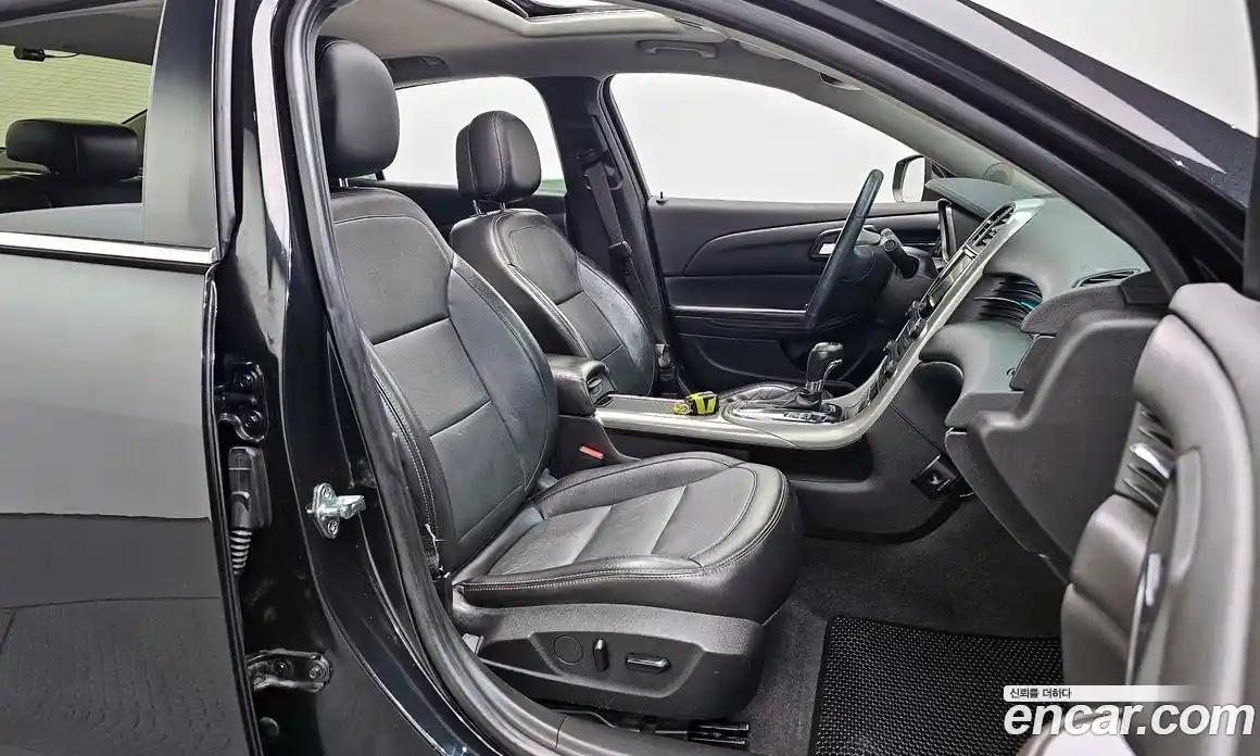 Chevrolet Malibu 2015 2.0 Автомат в Москве № 105708, фото 10