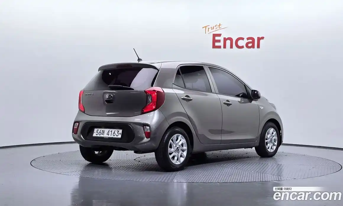 Kia Morning 2018 1.0 Автомат в Москве № 10850, фото 12