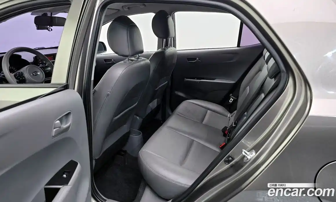 Kia Morning 2018 1.0 Автомат в Москве № 10850, фото 14