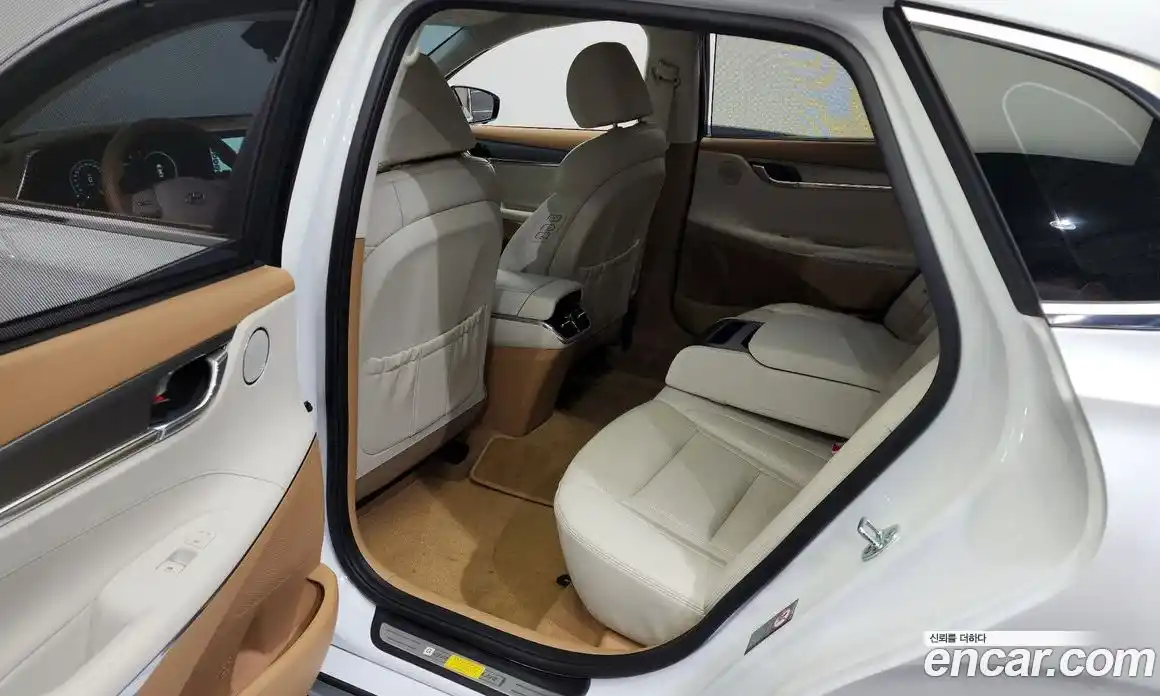 Hyundai Grandeur 2023 2.4 Автомат в Москве № 109626, фото 14