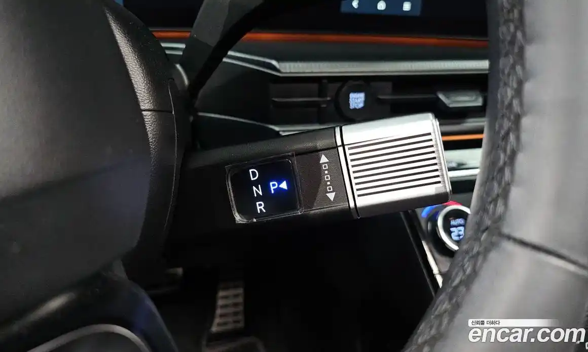 Hyundai Santa Fe 2024 2.5 Автомат в Москве № 109746, фото 4