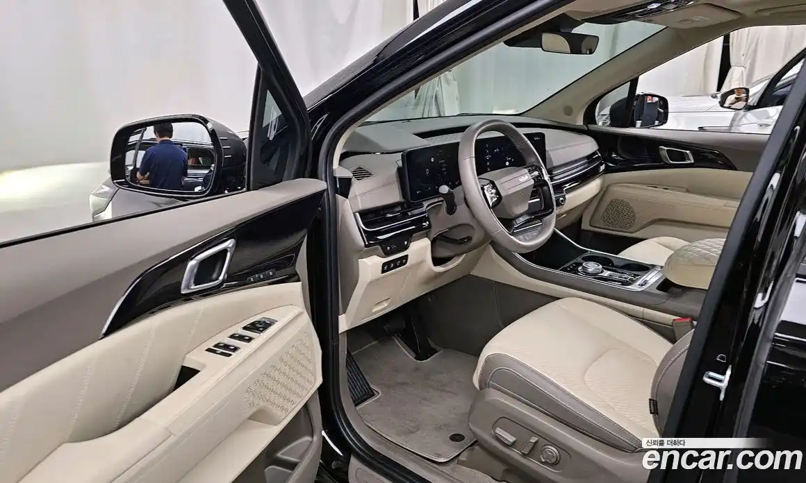 Kia Canival 2025 3.5 Автомат в Москве № 115389, фото 11