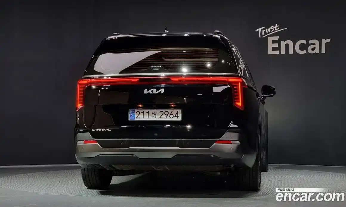 Kia Canival 2025 3.5 Автомат в Москве № 115389, фото 19