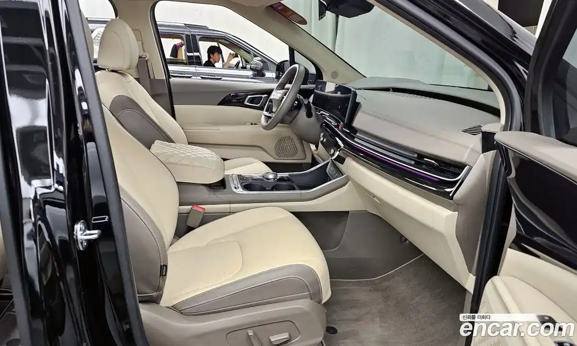 Kia Canival 2025 3.5 Автомат в Москве № 115389, фото 3