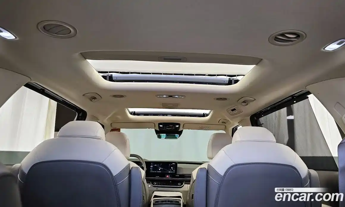 Kia Canival 2025 3.5 Автомат в Москве № 115389, фото 4